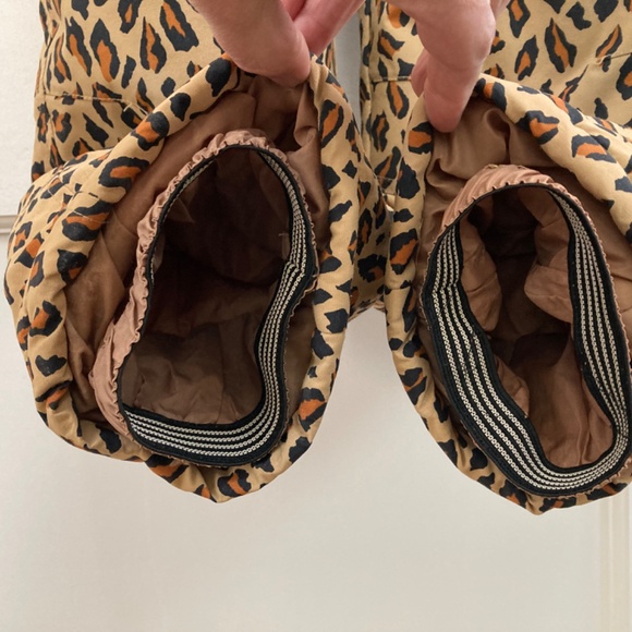 Kids Girls Bib Snow Pants in Leopard Print - Small, Amazon Essentials - Picture 7 of 10